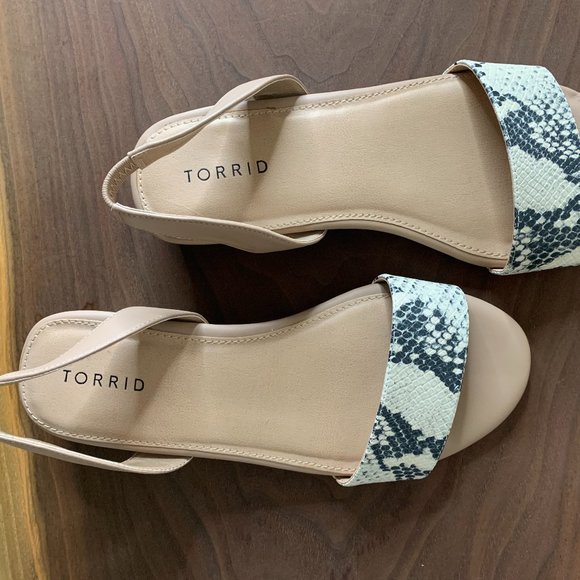 Torrid Nude and Snake Print Strap Mini Heal Sandal 8W - Picture 4 of 11